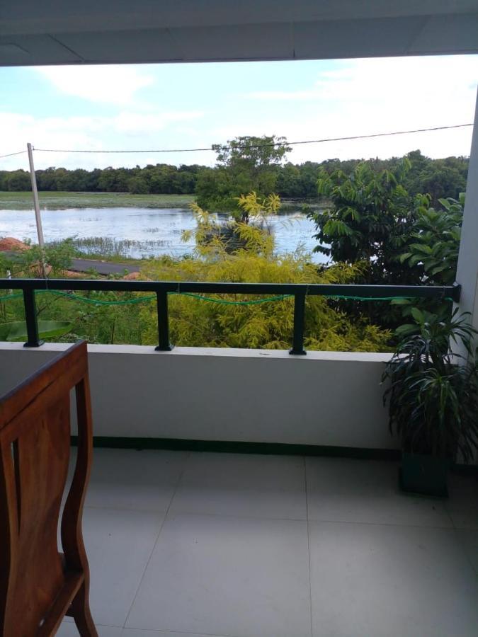 Lake Edge Dambulla Exteriör bild